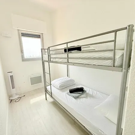 Apartament Duplex-hyper Centre Cap D'agde - 9 Personnes - Vue Port Et - Wifi *